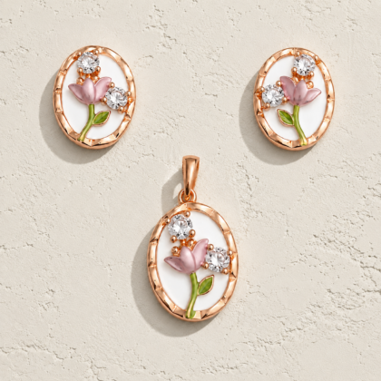 Enchanted Floral Pendant & Earrings Set